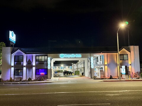 로얄 인 모텔