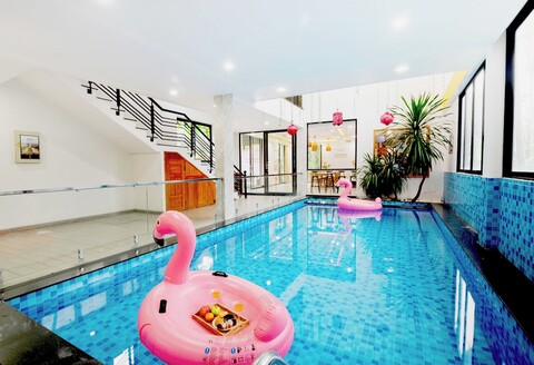 르 리버사이드 빌라 호이안, 홈타운 바이