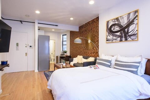 뉴욕 어반 퍼니시드 | 어퍼이스트 조용한 독채 [83-3FW]