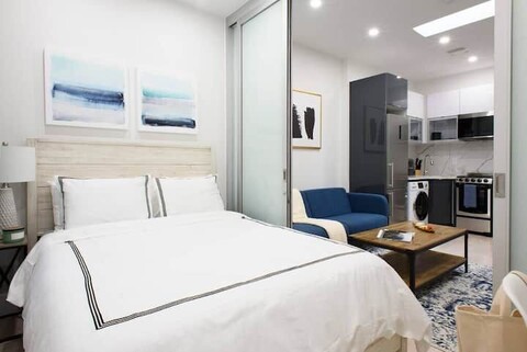 뉴욕 어반 퍼니시드 | 센트럴파크 도보 14분 숙소 [78-4B]