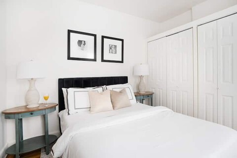 뉴욕 어반 퍼니시드 | 어퍼이스트 리모델링 숙소 [61-3C]