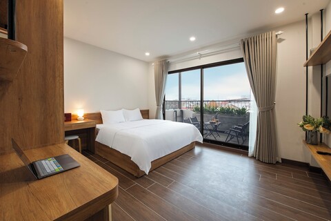 더 리터러처'N 센트럴 호텔 하노이