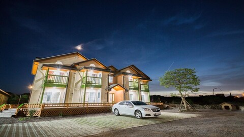 제주 빨간풍차 펜션