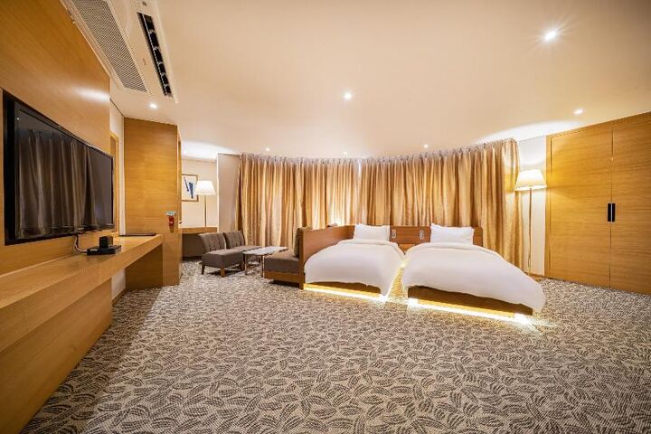Hotel Biz Inn-i