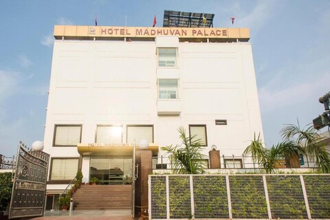 Hotel Madhuvan Palace Varanasi 