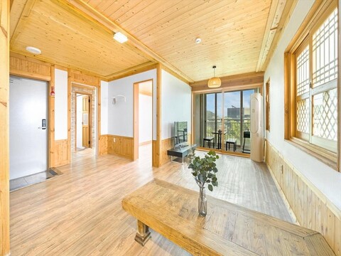 부산 더하루 펜션