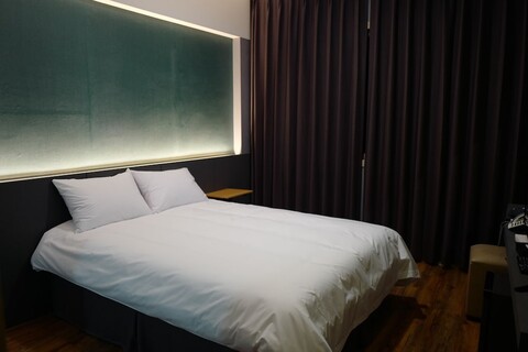 르네상스 호텔 - 호스텔