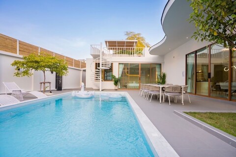 파코 빌라 파타야