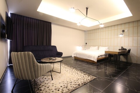 에코스테이 호텔