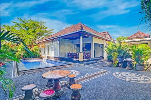 단센터 뉴 아스타 그라하 홈스테이