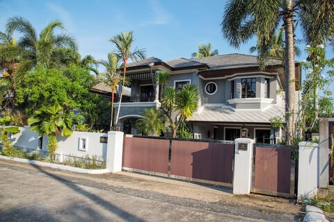 바안 산티야 프라이빗 풀 빌라