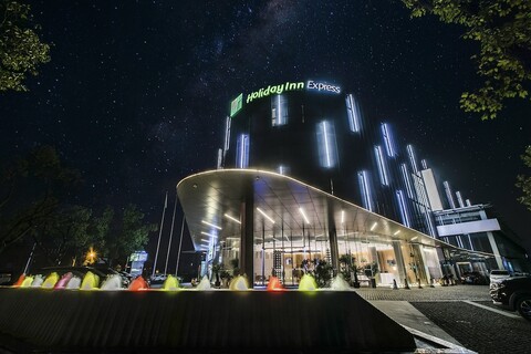 홀리데이 인 익스프레스 상하이 송장 팡타 바이 IHG