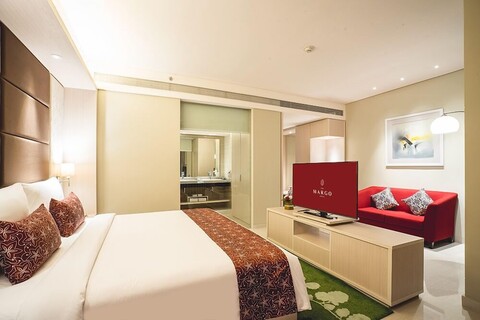 더 마르고 호텔