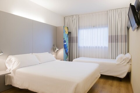 B&B 호텔 지로나 2