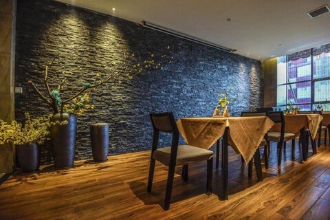 Huaxuan Hotel (Changsha Meixi Zijun Lugu High-tech Zone)