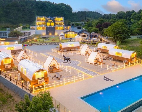 가평 Jh풀빌라&웨스턴글램핑