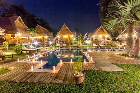 앙코르 하트 로지