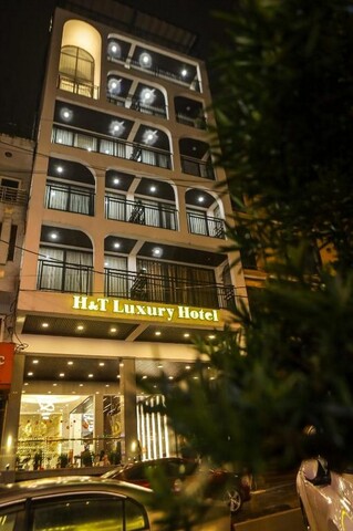 H&T Luxury Hotel