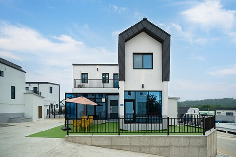 경주 모카독채풀빌라