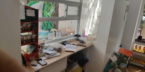 버드워처스 풀사이드 호텔, 팡라오