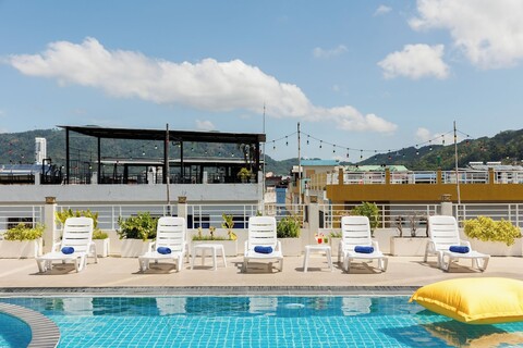 ASHLEE 플라자 파통 호텔 & 스파