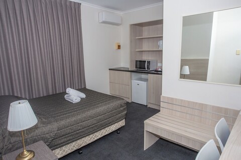 웨스트사이드 모터 인