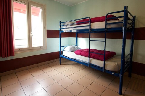 오베르주 인터내셔널 데스 제네스 - 호스텔