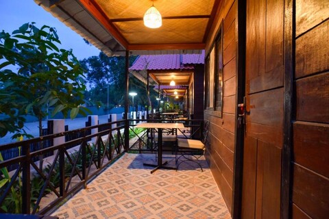 Densy Angkor Bungalow
