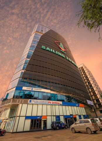 블루스카이 세일링 럭스스테이 호치민시티