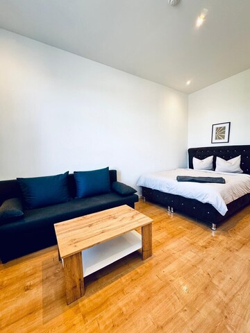 알터라 근처의 가족용 3베드룸 아파트