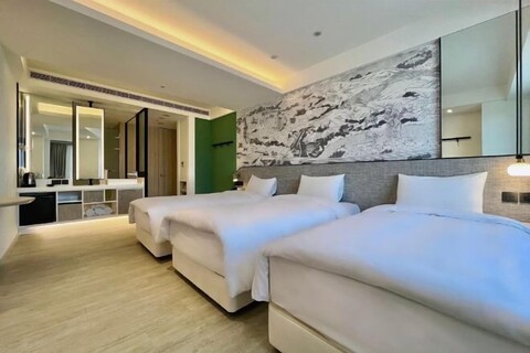 Boutech Jiantan Hotel