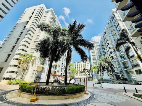 One Palm Tree Villas Across NAIA T3