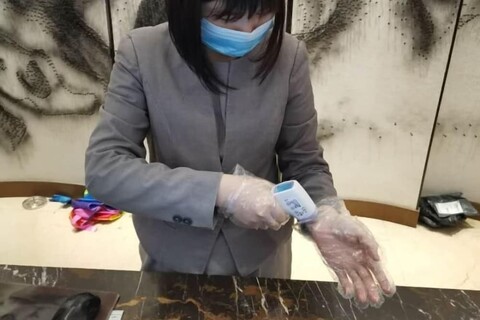 Guangchang Siji Hotel (Shenzhen Gongming Square Metro Station)