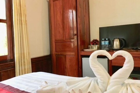 Villay Vanh Place House