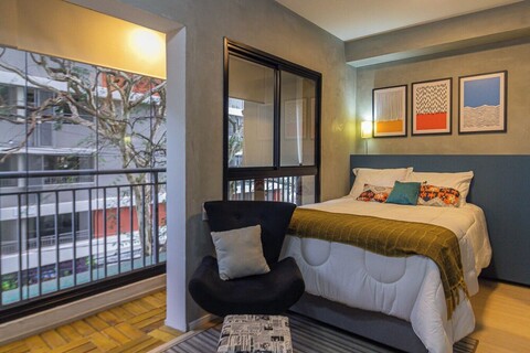 아카데미아에서 200m, 반려동물 친화적인 플랫