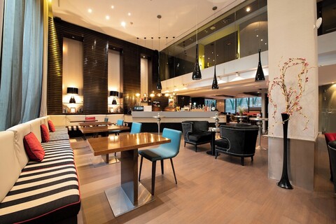 페스타나 아레나 바르셀로나