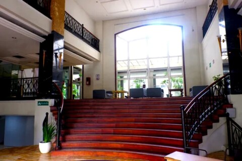 케마요란의 카스펠라 스위트 호텔