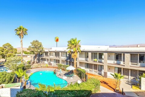 타운하우스 바스토우 온 히스토릭 루트 66 CA I 15