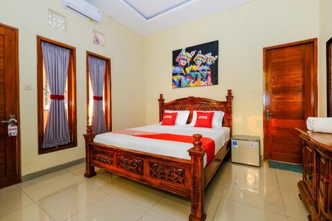 오요 3771 쿠부 알비안 게스트하우스