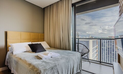 이타임 비비, 현대적인 스튜디오 Cia2313