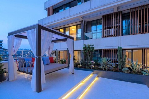 Fantasy Garden Hotel