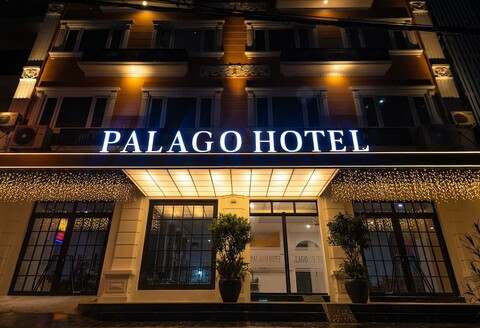 팔라고 호텔, 빈 탄구 구