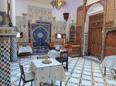 Riad Amira Fes