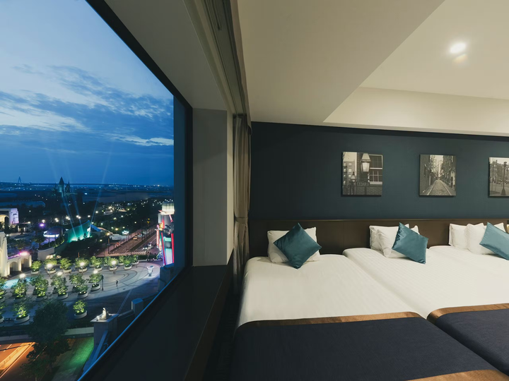 room detail thumbnail 0