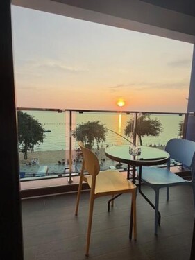 โรงแรม เซิร์ฟบีช Surf Beach Hotel