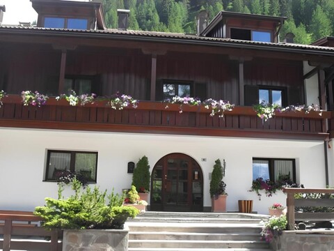 Hotel Casa Alpina - Alpin Haus