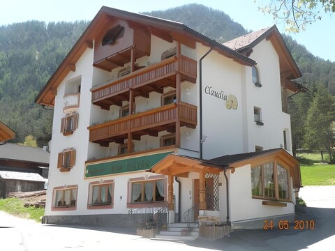 Piccolo Hotel Claudia No Pets