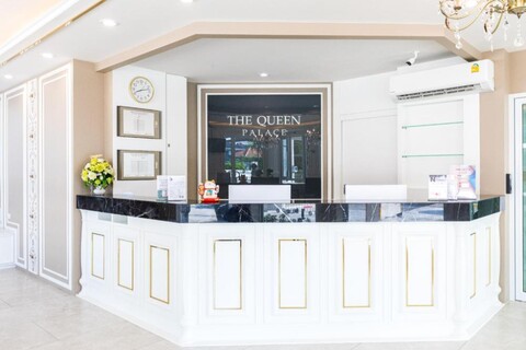 더 퀸 팰리스
