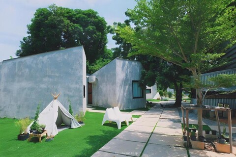 퍼즈 리조트 앤 바