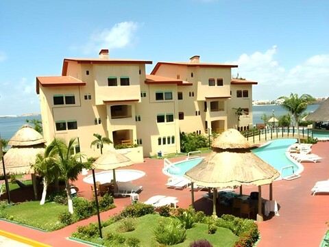 Selina Cancun Laguna Zona Hotelera